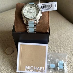 MICHAEL KORS  Blair  MK6137 Silver Dial Lady's Watch Genuine